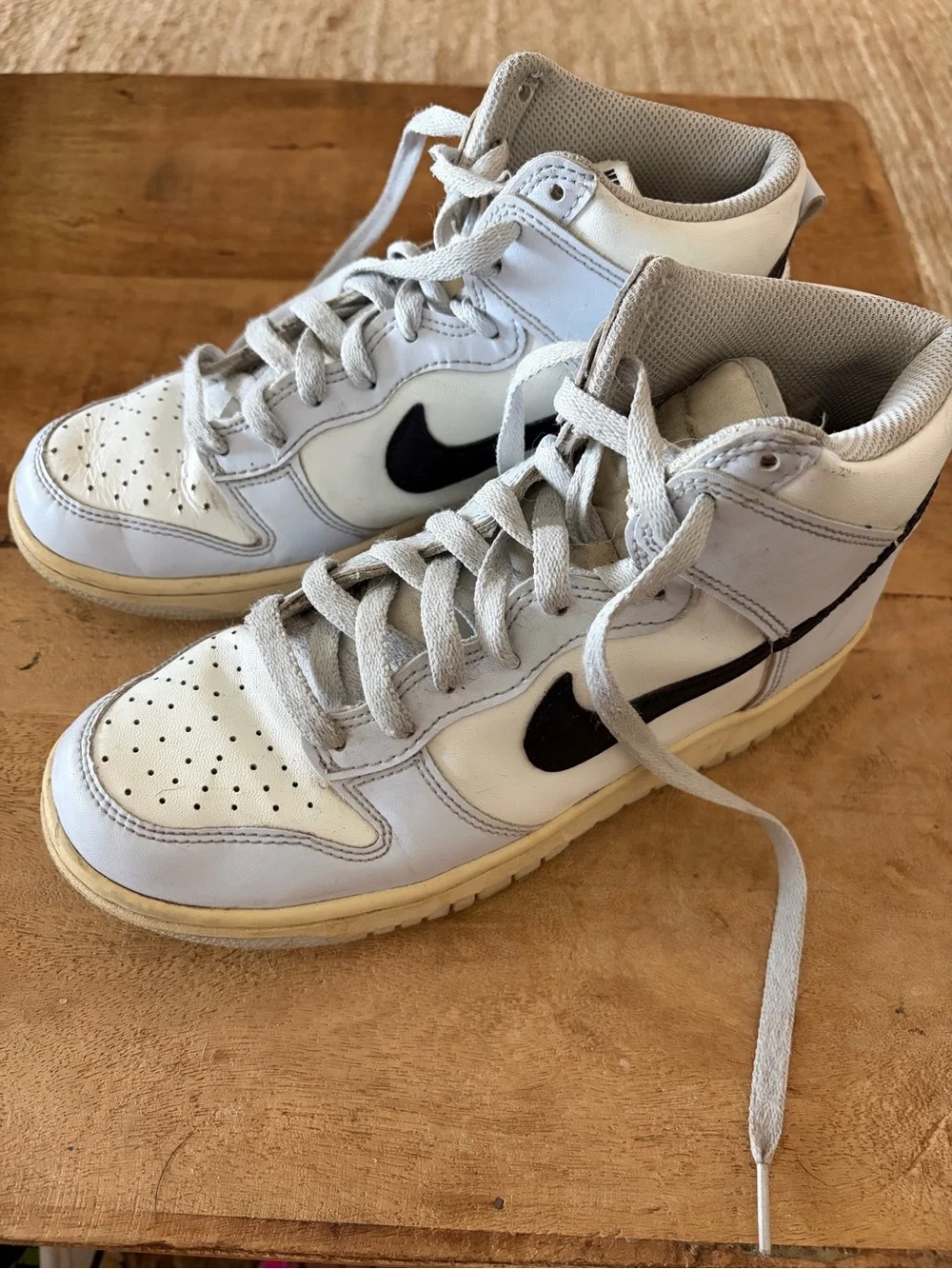 Nike Dunk High GS 6Y High Top Leather Colorblock White/Gray/Black DB2179-110